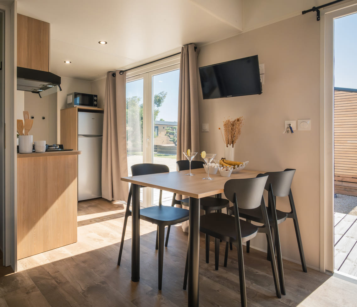 mobil-home-nest-gamme-locative-cuisine-sejour